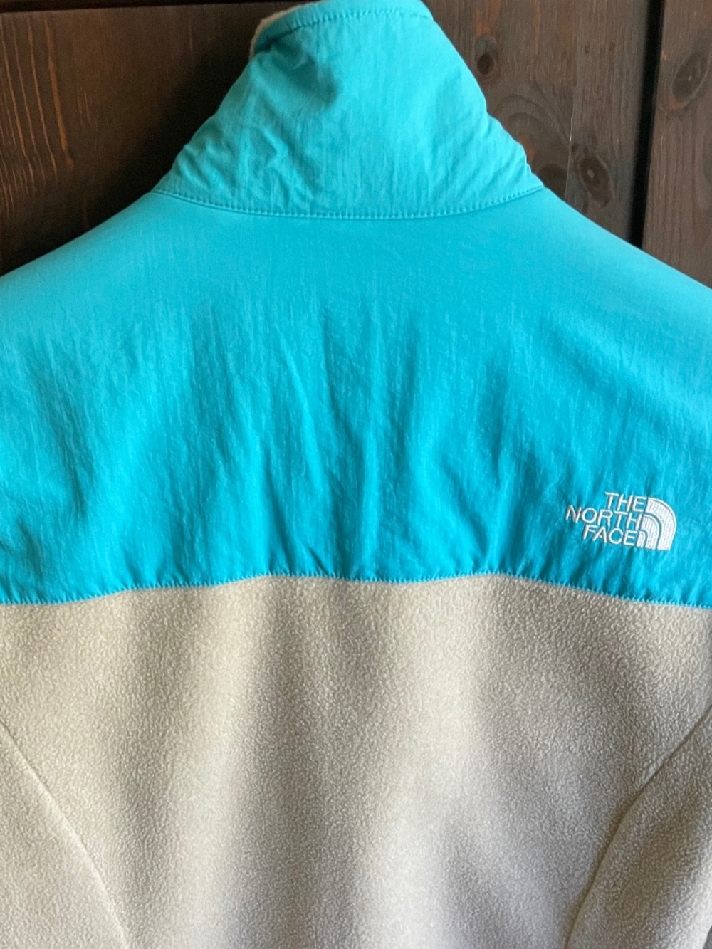 PRICE DROP! The North Face Two-Tone ZipperFront Pile Jacket- Women's Medium - Picture 11 of 15